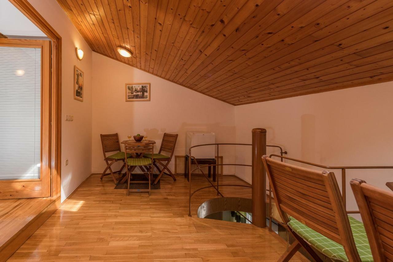 Apartment And Room Soul Of Dalmatia Zara Esterno foto
